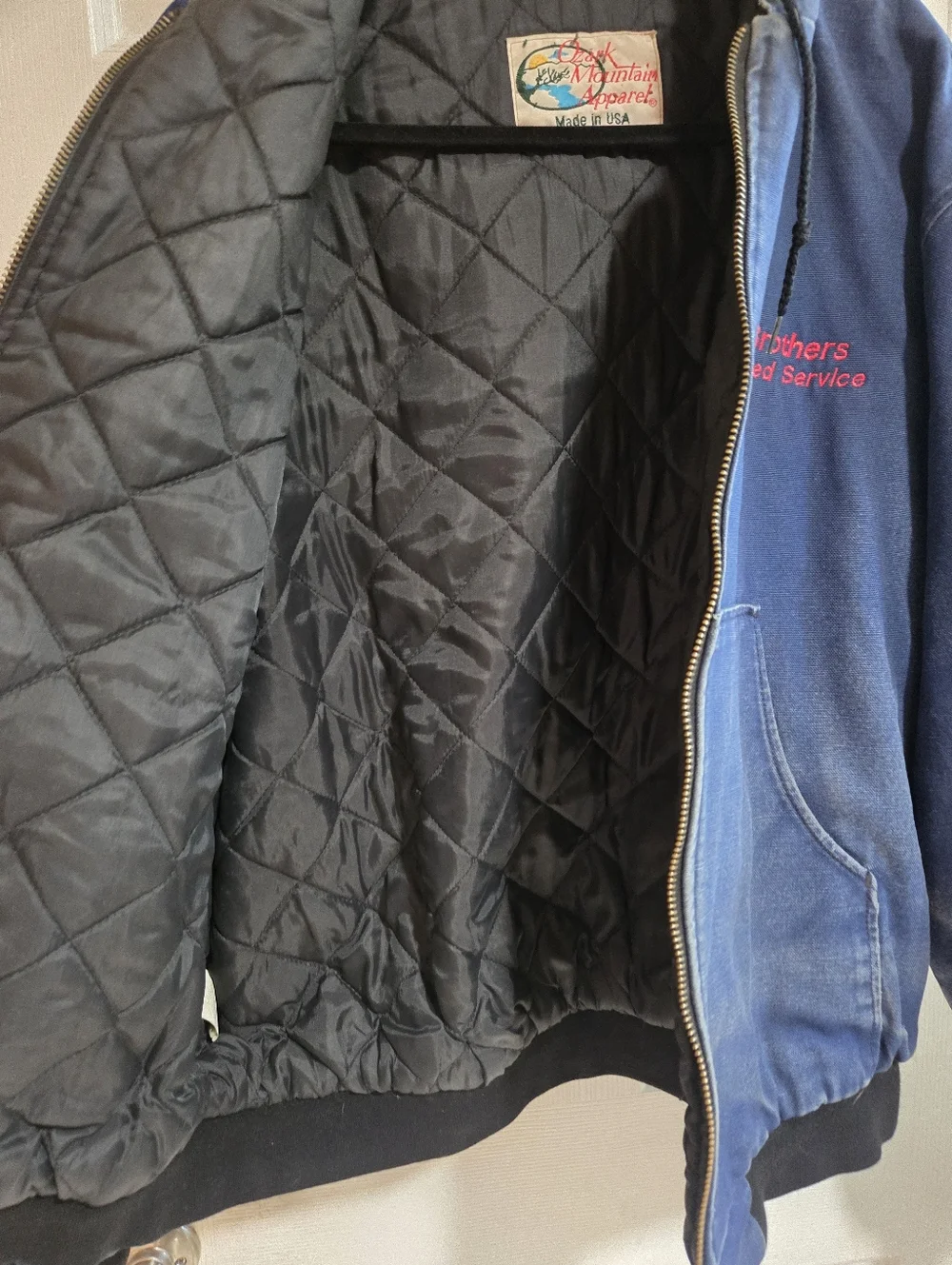 Ozark Mountain Apparel navy blue denim jacket with red embroidery Size XL Grunge